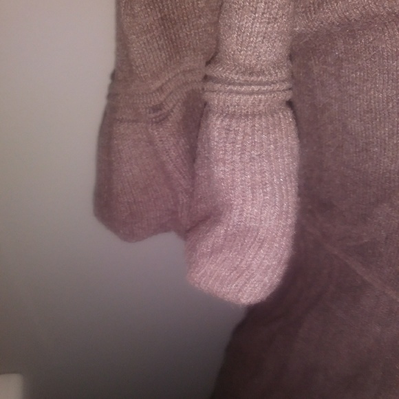 Cute Sweater dress - Picture 3 of 4